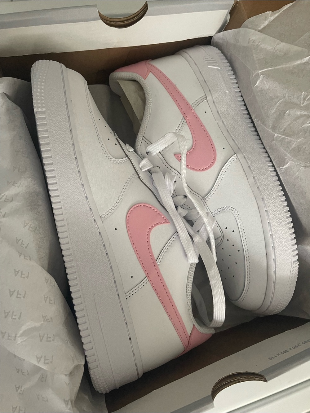 🤍🩷 Nike Air Force 1 Sneakers — White with Pink Swoosh